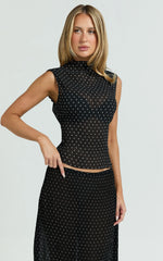 Lioness - Ford Top - In Onyx Polka