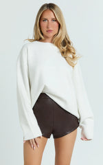 Amanda Top - Crew Neck Long Sleeve Knit Sweater in Cream