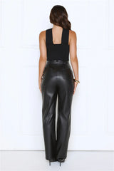 Sleek Temptation Top Black